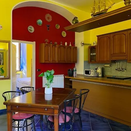 Casa Con Cortile, Barbecue E Parcheggio Privato *