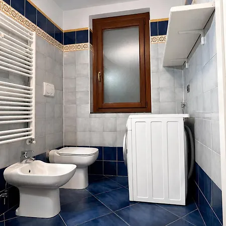 Semesterbostad Casa Con Cortile, Barbecue E Parcheggio Privato *